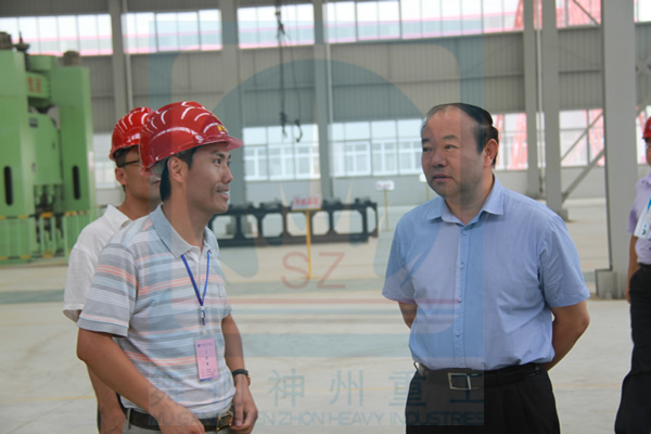 舞钢市领导班子来我厂香港宝典免费大全视察指导工作